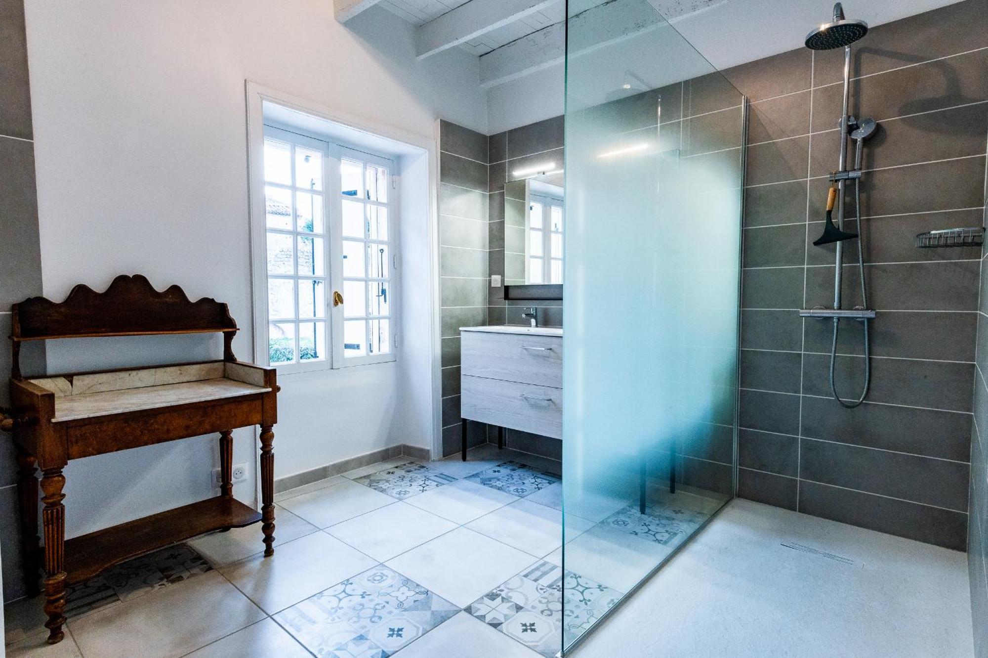 La Closerie D'Escalin Gite 12 Personnes Et Jacuzzi ลาการ์ดอัดเดมาร์ ภายนอก รูปภาพ